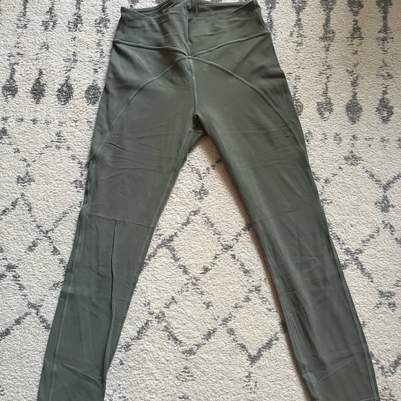 Lululemon Get centred 25” Grey sage - Picture 3 of 8